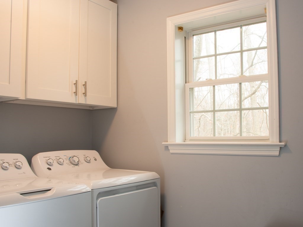 319 Main Road Westport, MA 02790 - Photo 17 of 32 Gallery Image 17