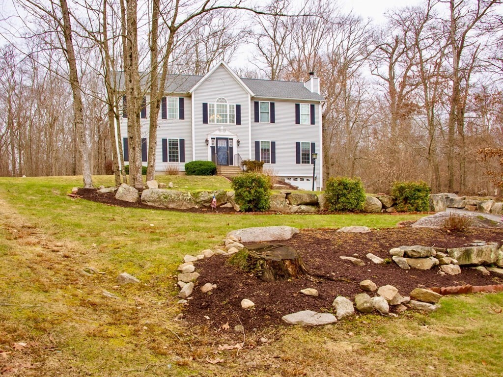 319 Main Road Westport, MA 02790 - Photo 2 of 32 Gallery Image 2