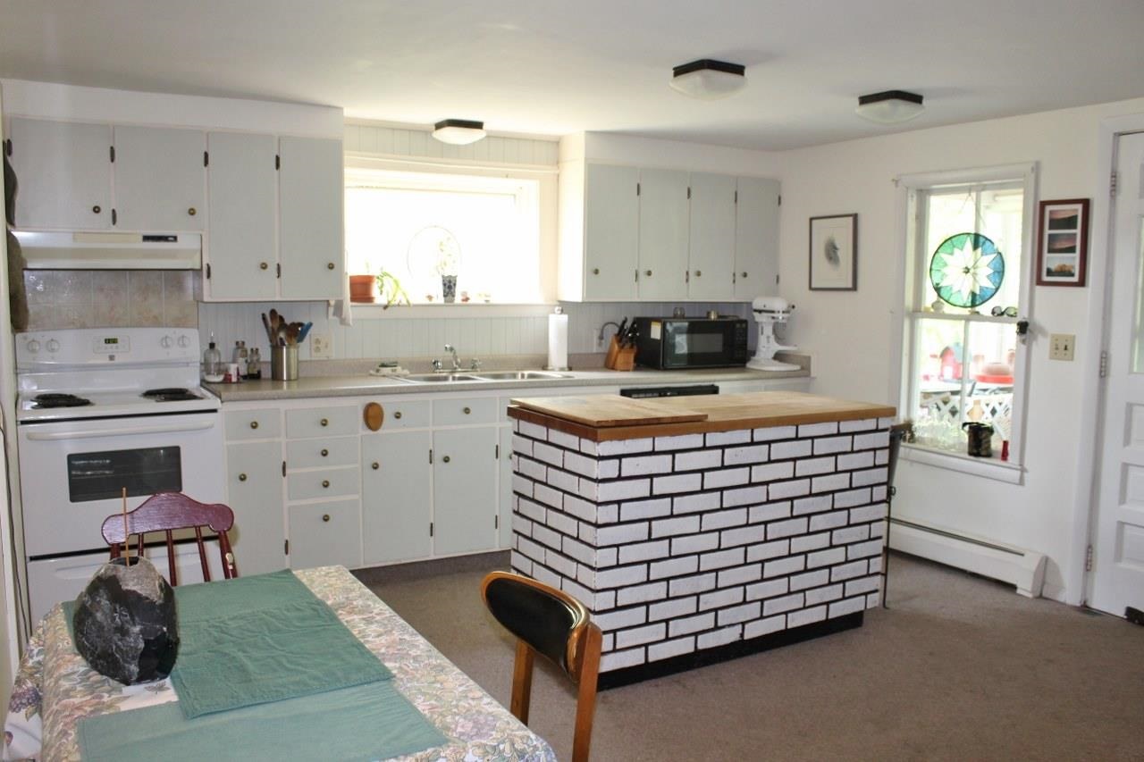 41 Trombley Road Springfield, VT 05156 - Photo 4 of 16