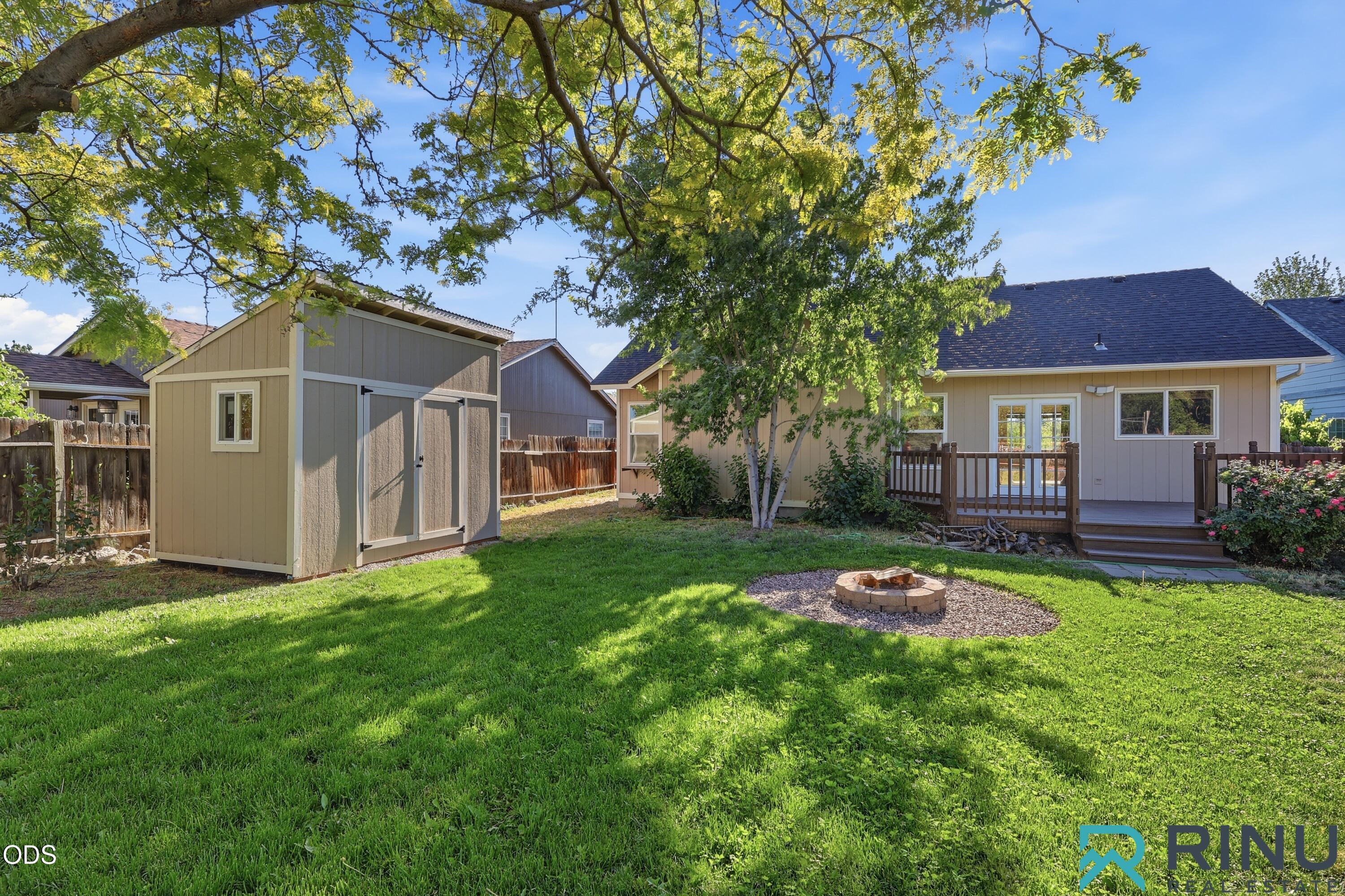 1810 Southwest 27th Street Redmond, OR 97756 - Photo 33 of 53