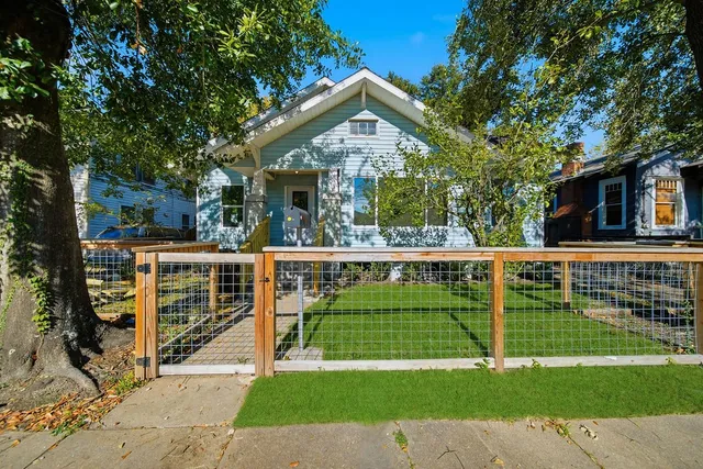 $399,000 | 4009 Wilmer Street, Houston, TX 77003