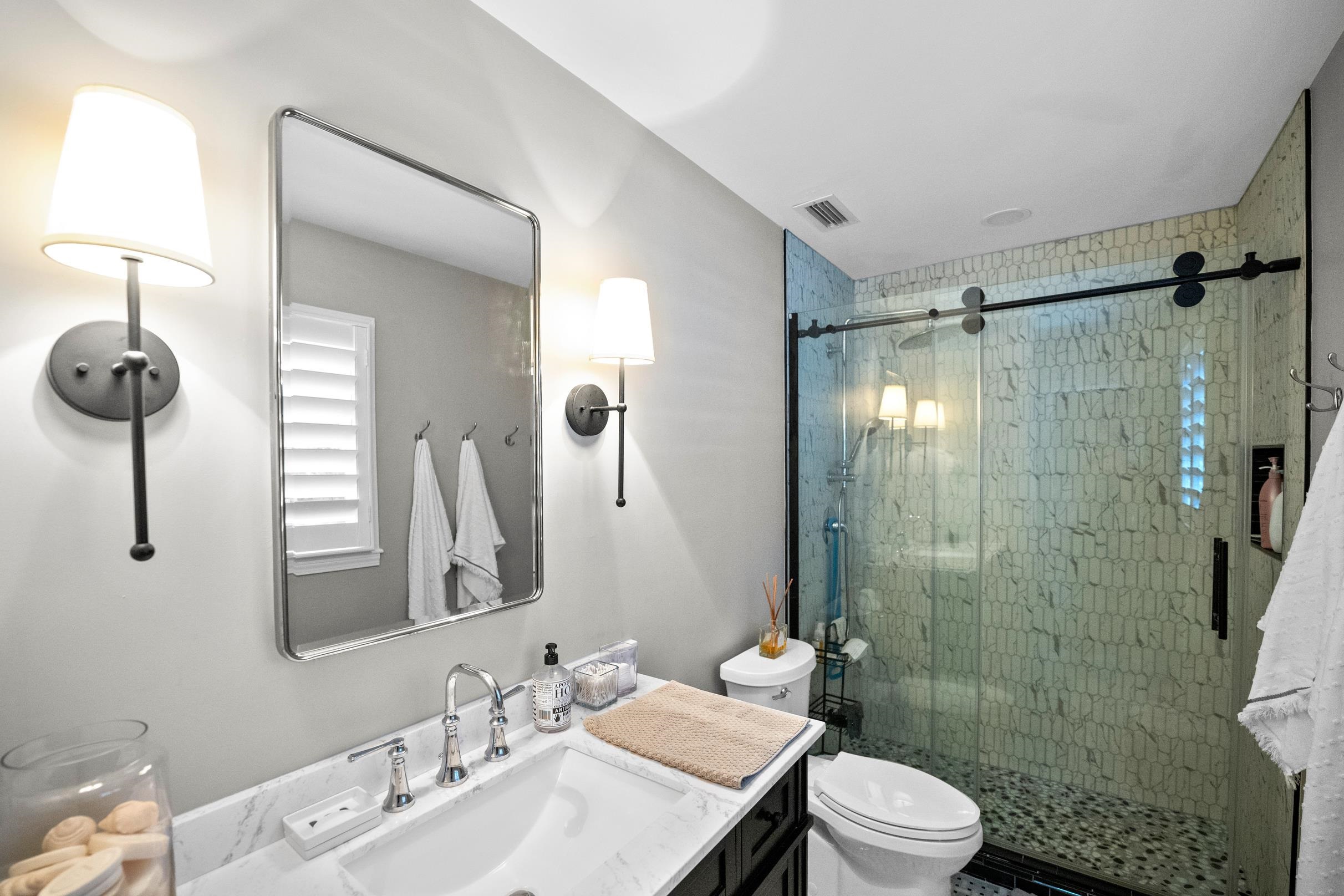 522 General Gibson Drive Daphne, AL 36527 - Photo 29 of 45 Bathroom