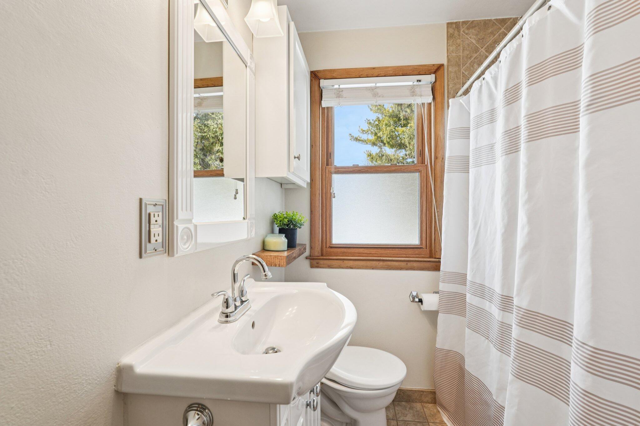 116 Mary Street Watertown, WI 53094 - Photo 23 of 38 23