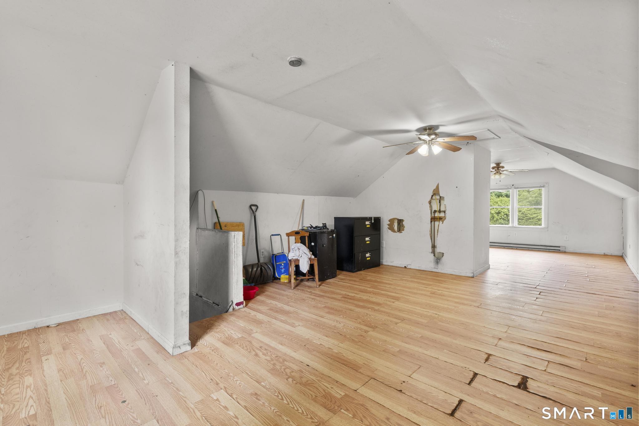 663 White Plains Road Trumbull, CT 06611 - Photo 24 of 32