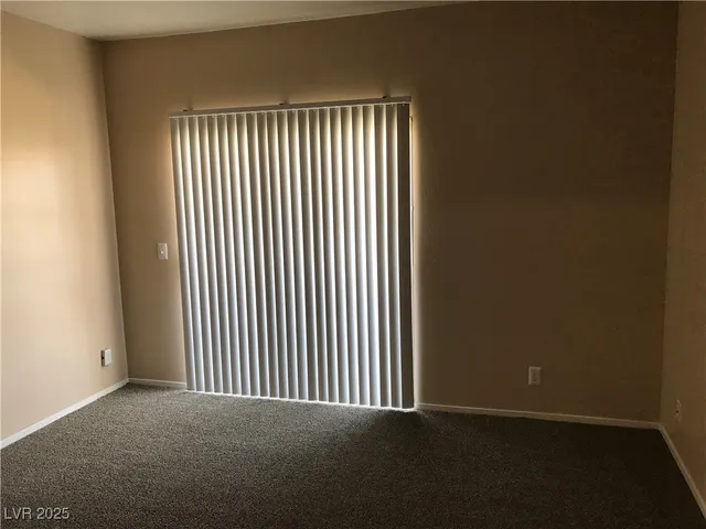 $1,200 | 1900 North Torrey Pines Drive, Unit 212, Las Vegas, NV 89108
