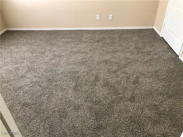 $1,200 | 1900 North Torrey Pines Drive, Unit 212, Las Vegas, NV 89108