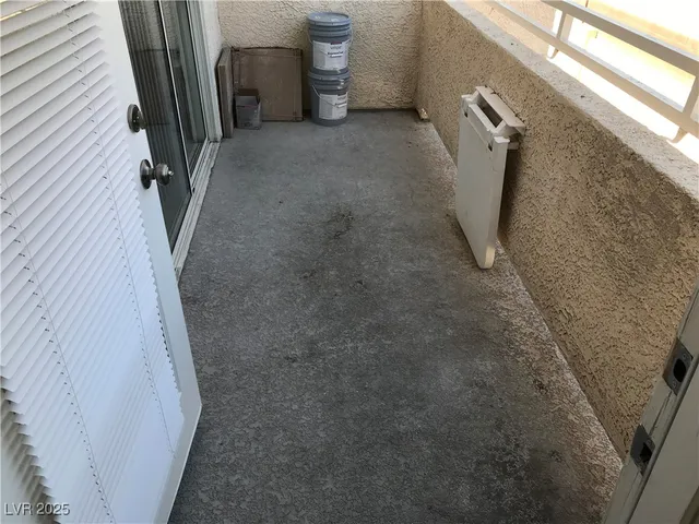 $1,200 | 1900 North Torrey Pines Drive, Unit 212, Las Vegas, NV 89108