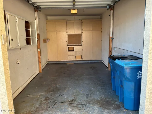 $1,200 | 1900 North Torrey Pines Drive, Unit 212, Las Vegas, NV 89108