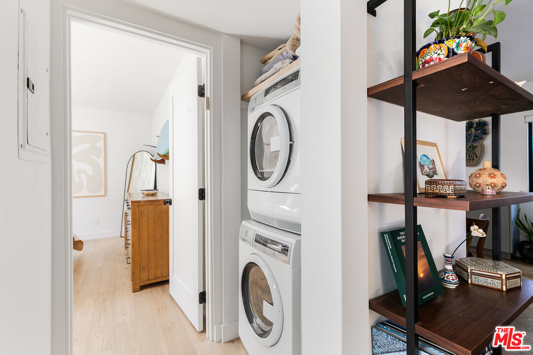331 Brooks Avenue, Unit 2 Venice, CA 90291 - Photo 13 of 30 a view of a hallway with washer and dryer