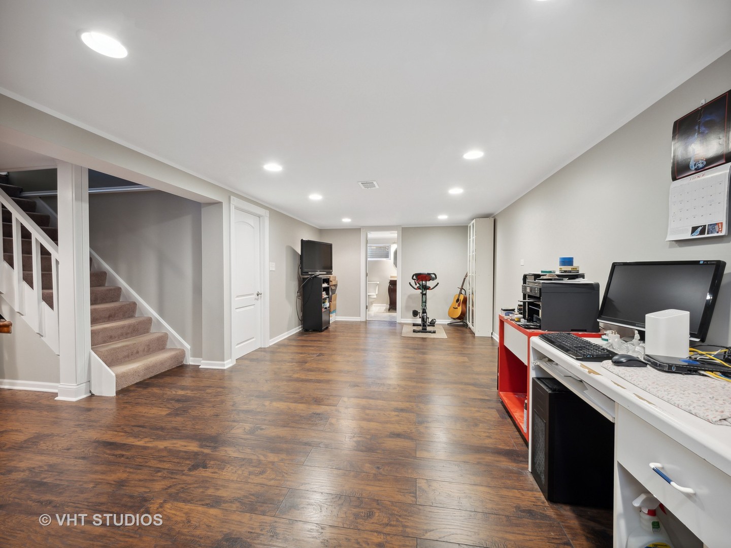 22811 North Quentin Road Kildeer, IL 60047 - Photo 18 of 29 a room with furniture and wooden floor