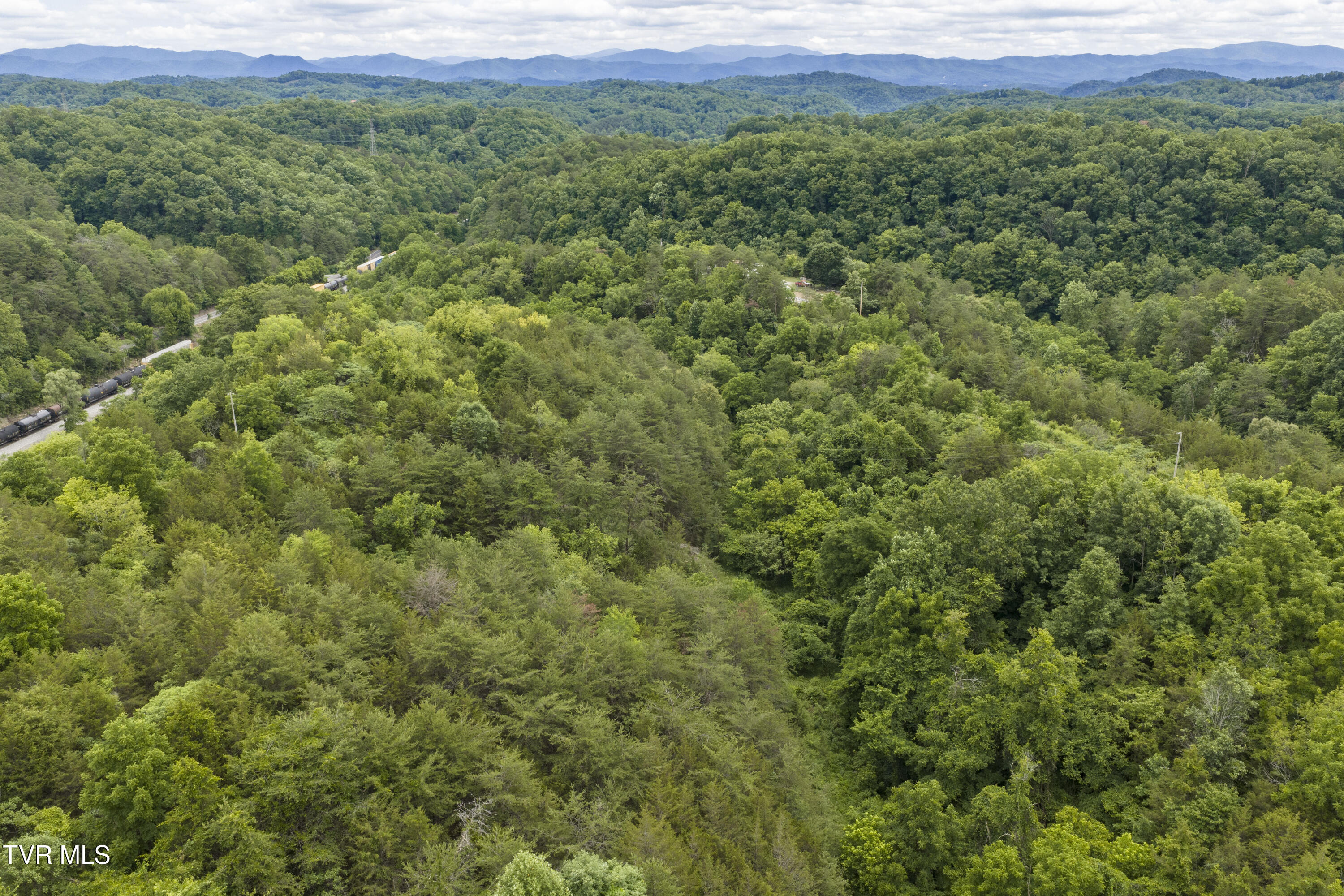 700 Piney Flats Road Piney Flats, TN 37686 - Photo 21 of 44 700-758PineyFlats-Aerials-34