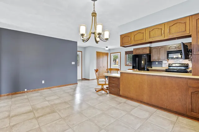 $575,000 | N2646 Rustic Circle, Clintonville, WI 54929