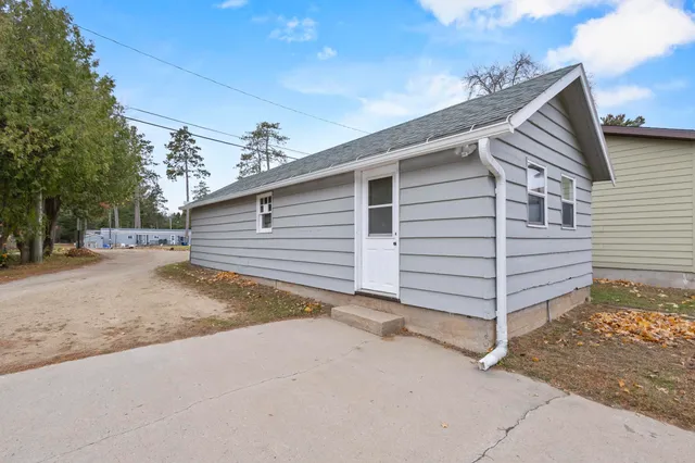 $575,000 | N2646 Rustic Circle, Clintonville, WI 54929