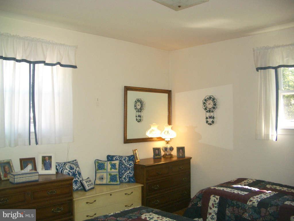 11007 Cone Lane Silver Spring, MD 20902 - Photo 11 of 17 Bedroom
