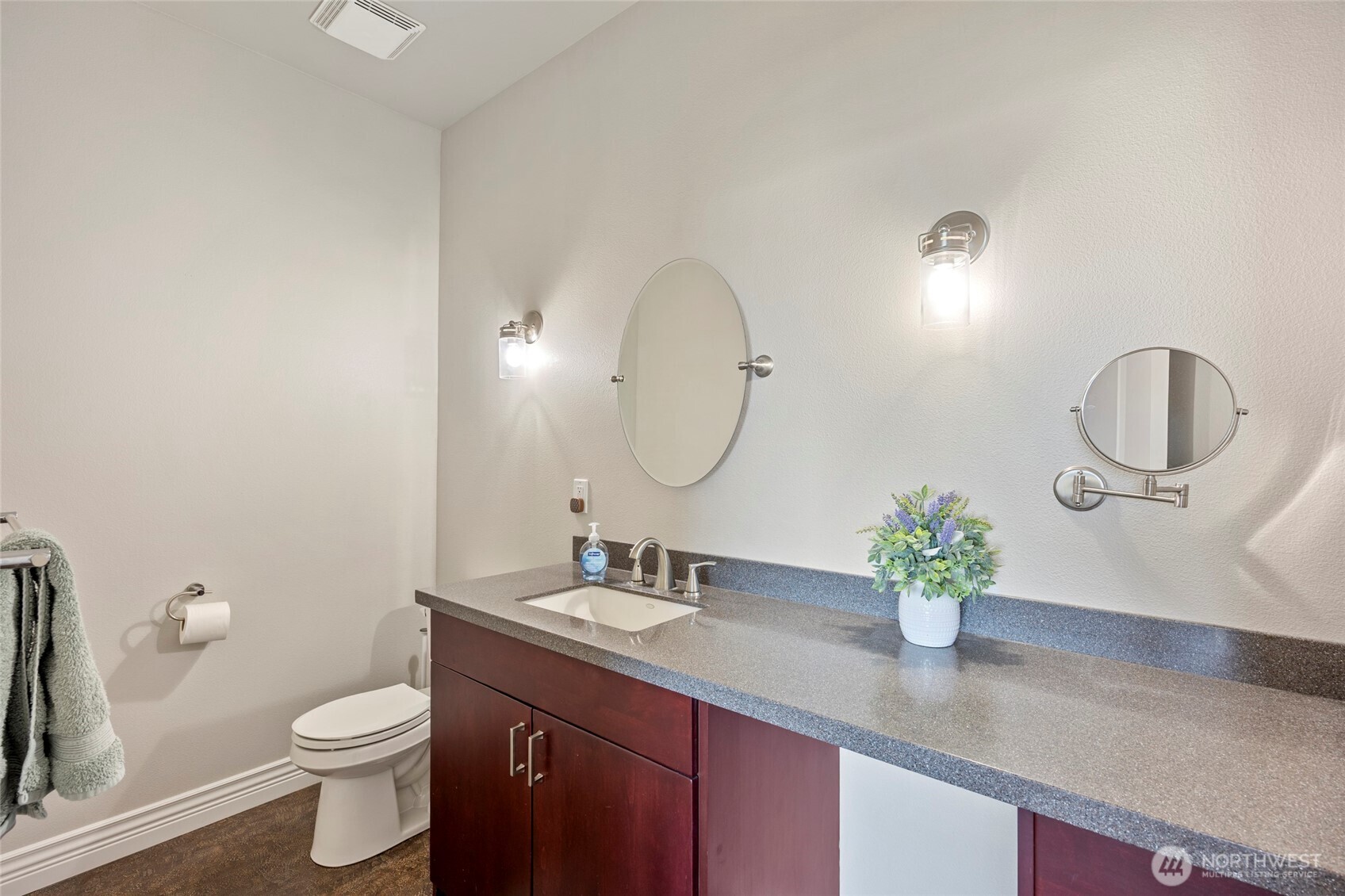 8596 Dune Lake Road Southeast Moses Lake, WA 98837 - Photo 33 of 40