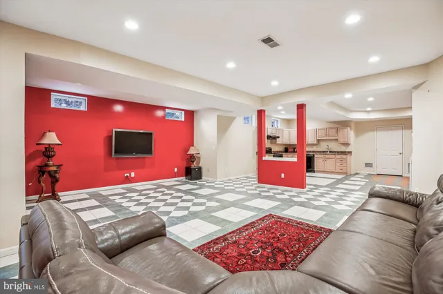 $850,000 | 14212 Schaeffer Road, Germantown, MD 20874