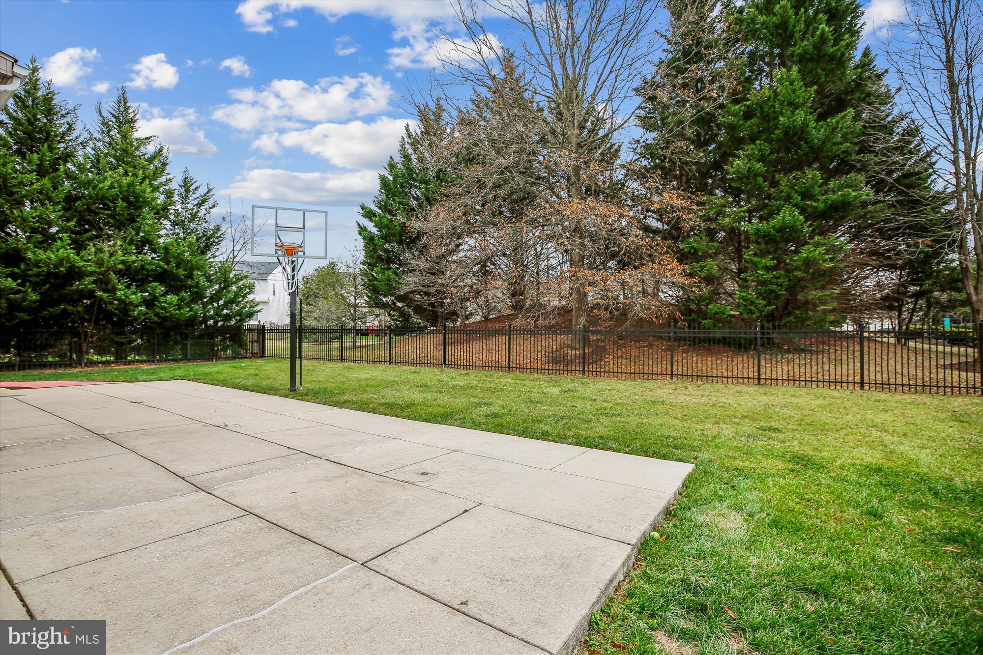 14212 Schaeffer Road Germantown, MD 20874 - Photo 46 of 51