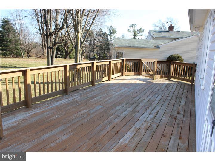 105 Crump Road Exton, PA 19341 - Photo 17 of 20 Deck