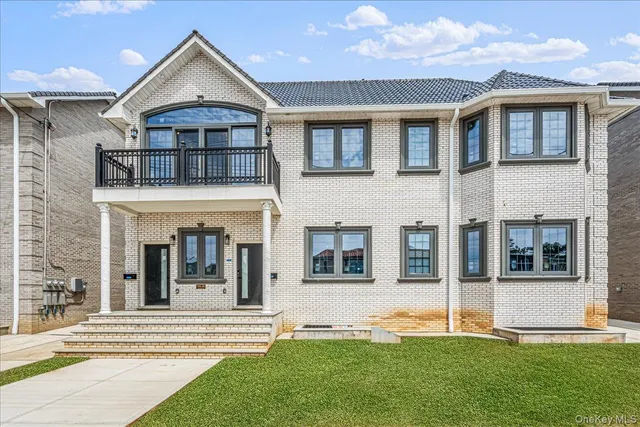 $1,675,000 | 150-17 Hawtree Street | Ozone Park