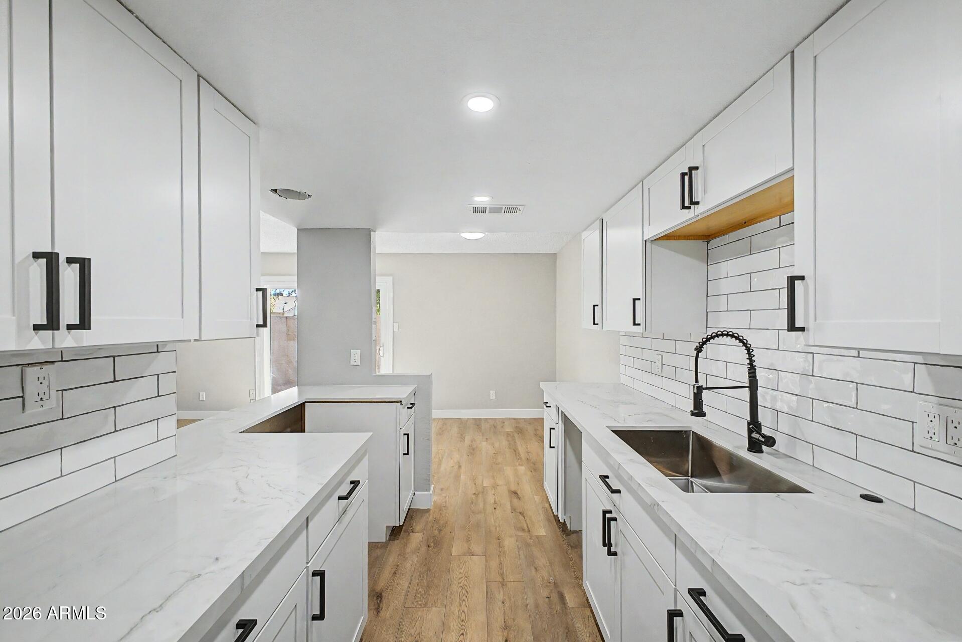 4107 West Wonderview Road Phoenix, AZ 85019 - Photo 14 of 37