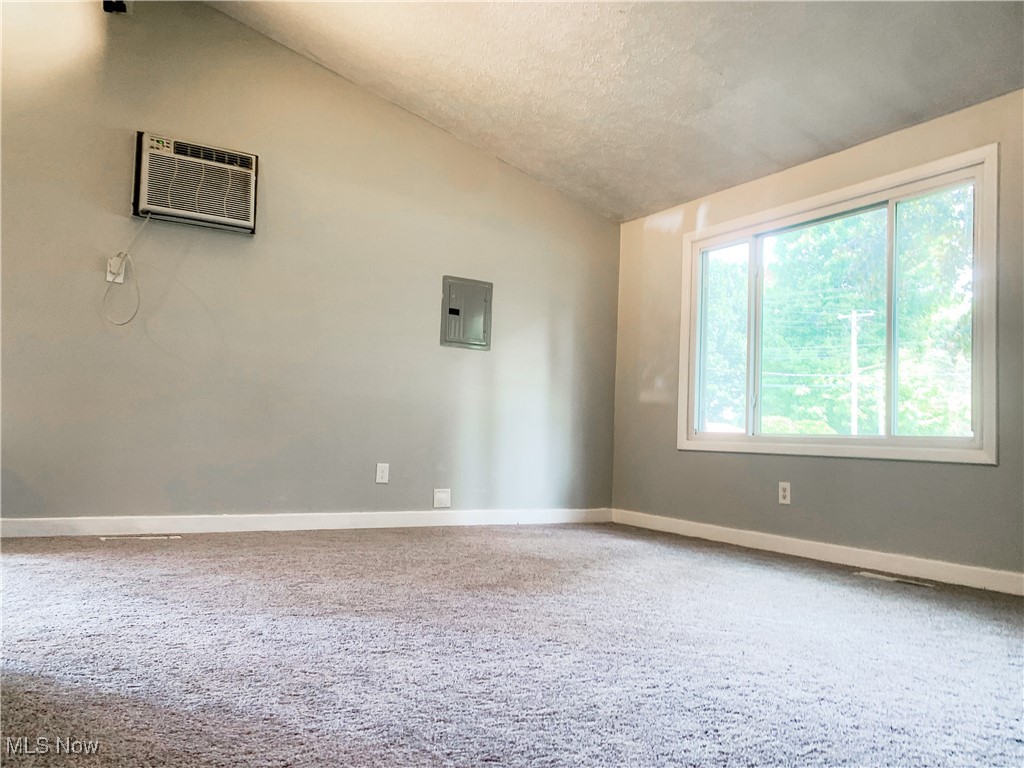 9191 Mary Ellen Road Ravenna, OH 44266 - Photo 8 of 21 Gallery Image 8