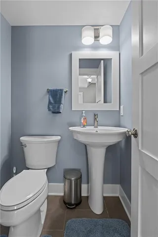 $320,000 | 5027 Thoms Run Road, Oakdale, PA 15071