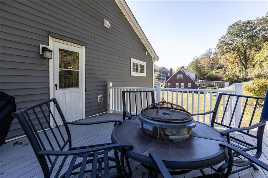 5027 Thoms Run Road Oakdale, PA 15071 - Photo 28 of 38