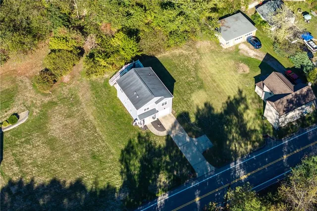 $320,000 | 5027 Thoms Run Road, Oakdale, PA 15071