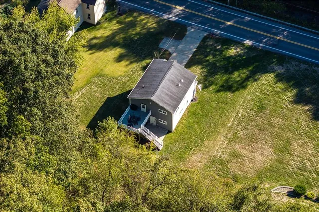 $320,000 | 5027 Thoms Run Road, Oakdale, PA 15071