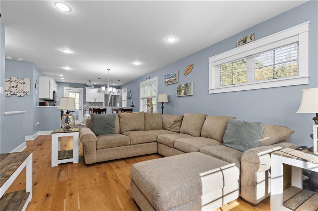 5027 Thoms Run Road Oakdale, PA 15071 - Photo 5 of 38