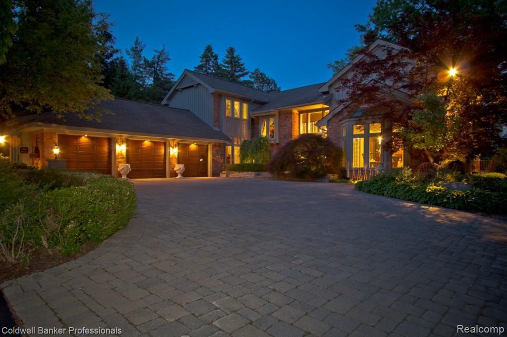 32430 Evergreen Road Franklin, MI 48025 - Photo 57 of 59 Beautiful Night Time View