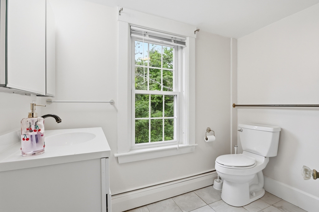 384 Pearl Hill Road Fitchburg, MA 01420 - Photo 23 of 41