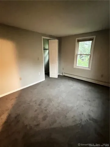 $1,675 | 62 Whiton Street, Windsor Locks, CT 06096