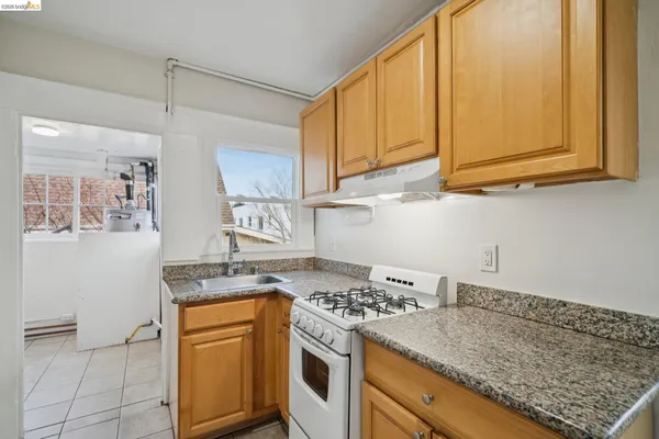 $3,000 | 2923 Wheeler Street, Unit C, Berkeley, CA 94705