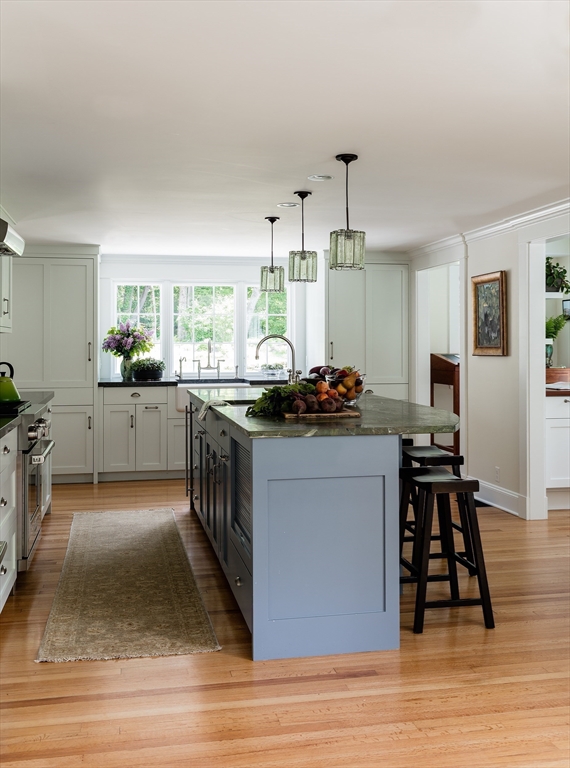 16 Pinecroft Road Weston, MA 02493 - Photo 7 of 22