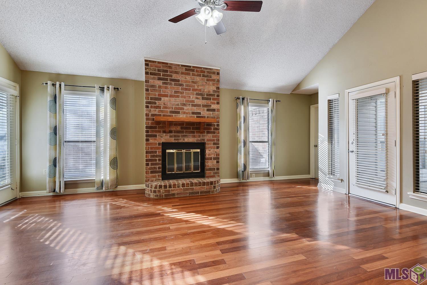 1516 Magnolia Ridge Drive Baton Rouge, LA 70816 - Photo 3 of 10