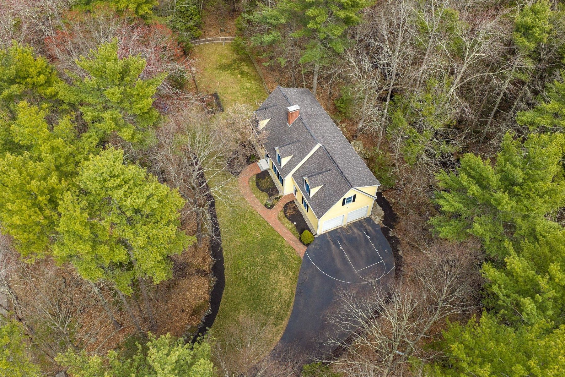 55 Ross Road Durham, NH 03824 - Photo 3 of 56 Gallery Image 3