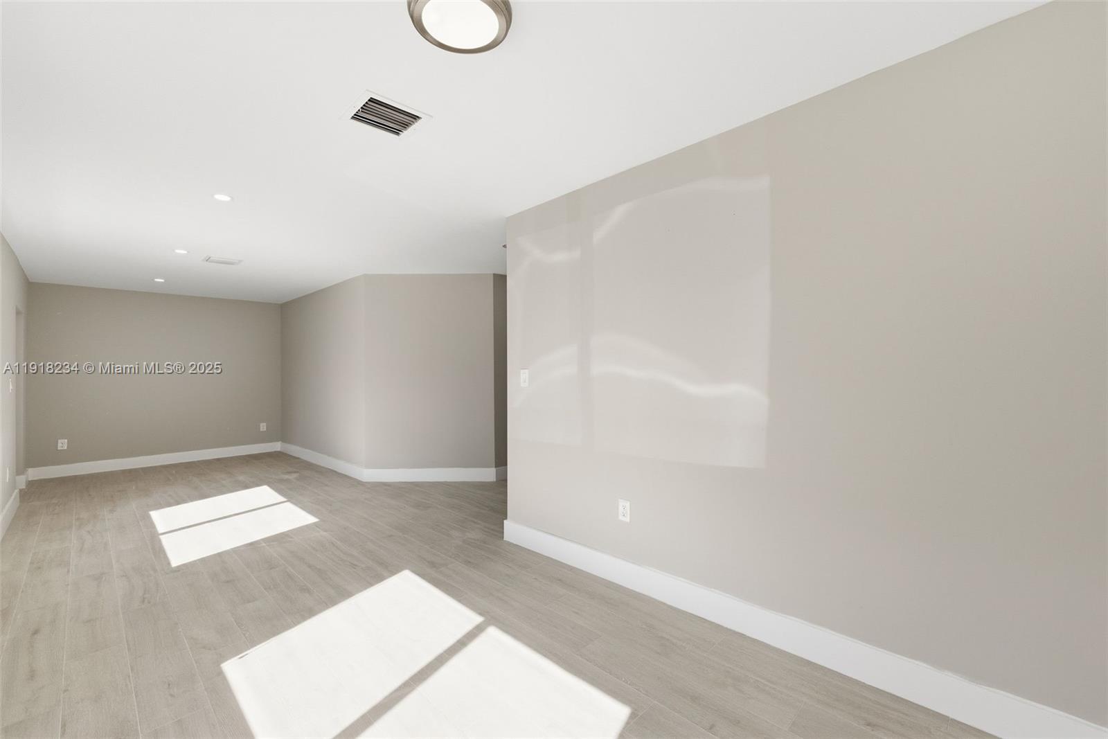 11939 Southwest 218th Street, Unit 1 Miami, FL 33170 - Photo 15 of 28