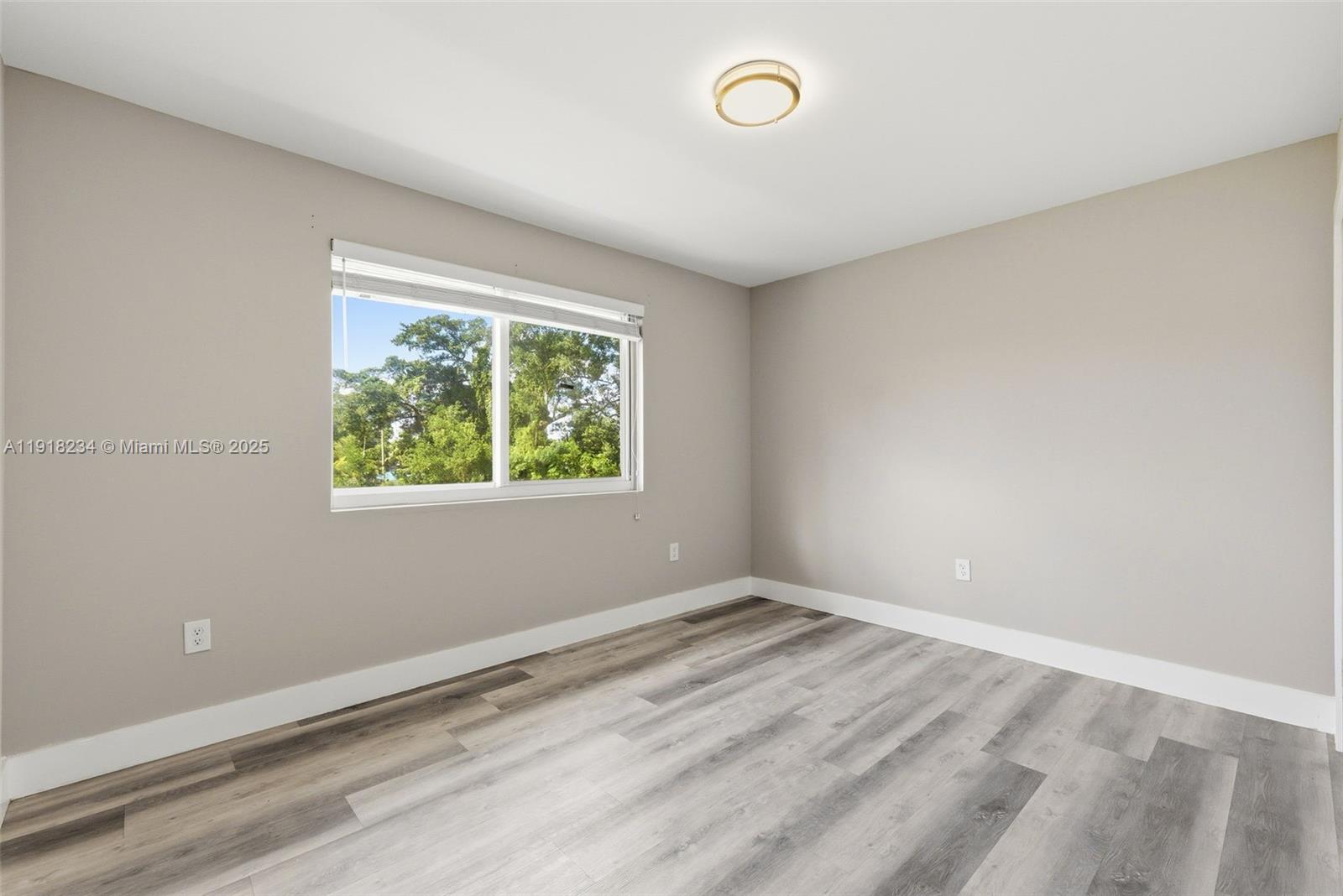 11939 Southwest 218th Street, Unit 1 Miami, FL 33170 - Photo 20 of 28