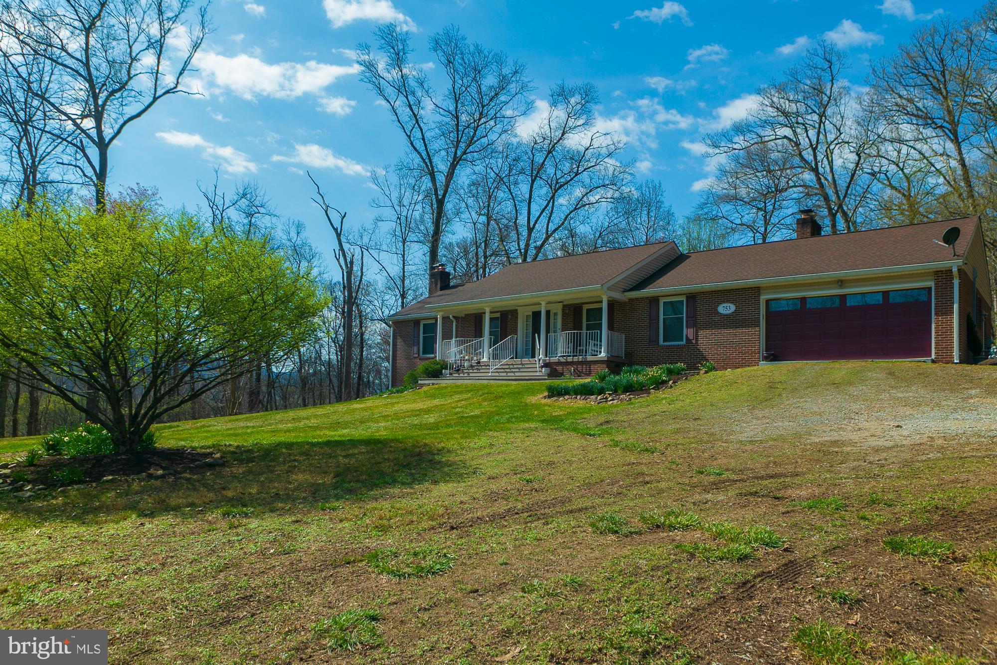 753 Seven Springs Road Charles Town, WV 25414 - Photo 22 of 128 Gallery Image 22
