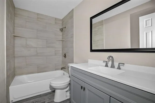 $2,300 | 4904 Watkins Drive, The Colony, TX 75056