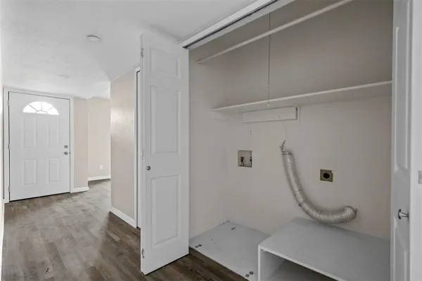 $2,300 | 4904 Watkins Drive, The Colony, TX 75056