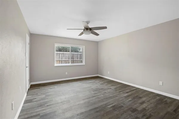 $2,300 | 4904 Watkins Drive, The Colony, TX 75056