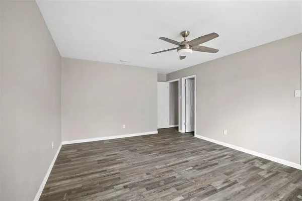 $2,300 | 4904 Watkins Drive, The Colony, TX 75056