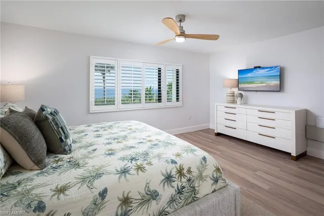 $20,000 | 10475 Gulf Shore Drive, Unit 115, Naples, FL 34108