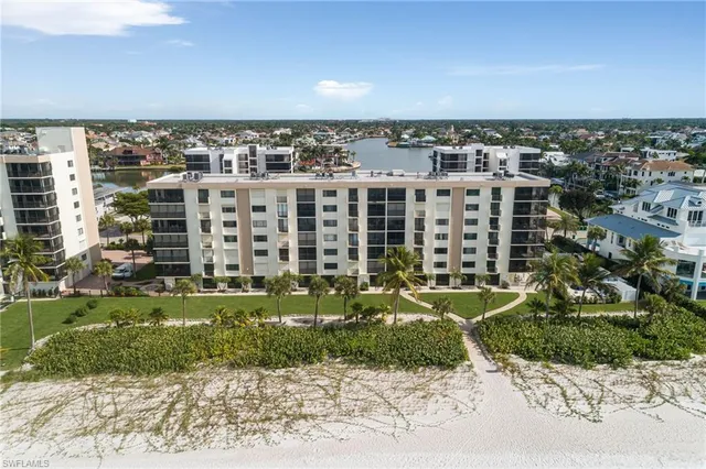 $20,000 | 10475 Gulf Shore Drive, Unit 115, Naples, FL 34108
