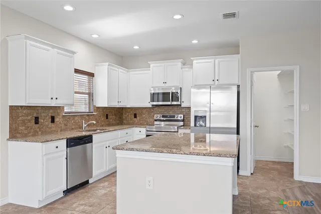 $445,000 | 5805 Fenton Lane, Belton, TX 76513