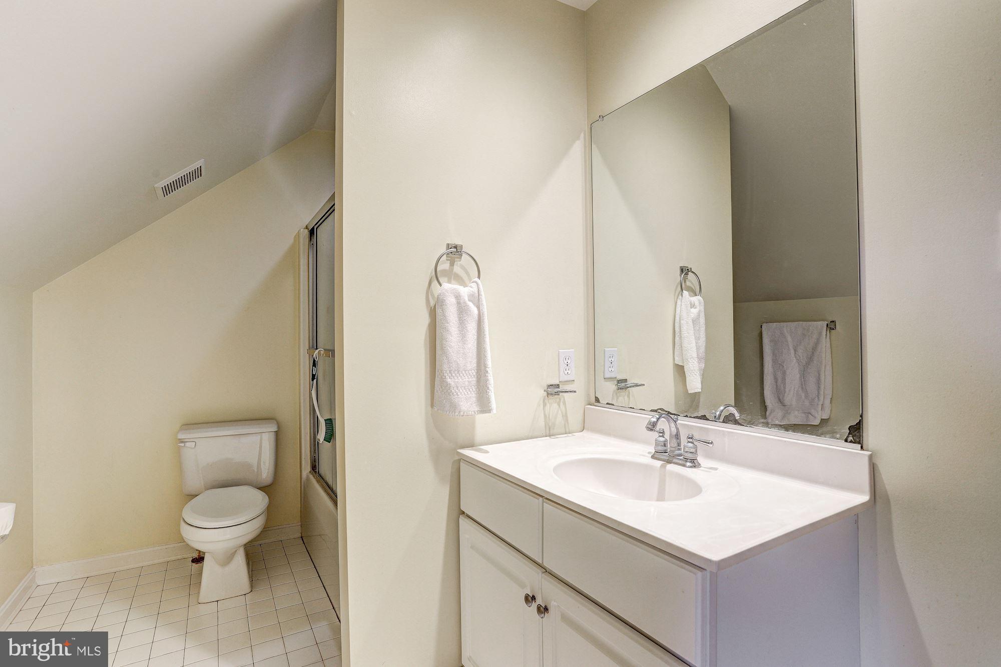 13915 Rover Mill Road West Friendship, MD 21794 - Photo 37 of 62 En-Suite Full Bath