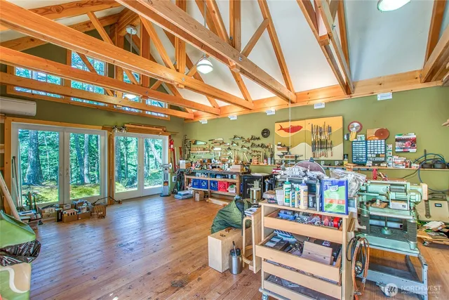 a view of an outdoor space