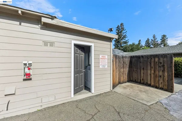 $4,095,000 | 187 Old Bernal Avenue, Pleasanton, CA 94566
